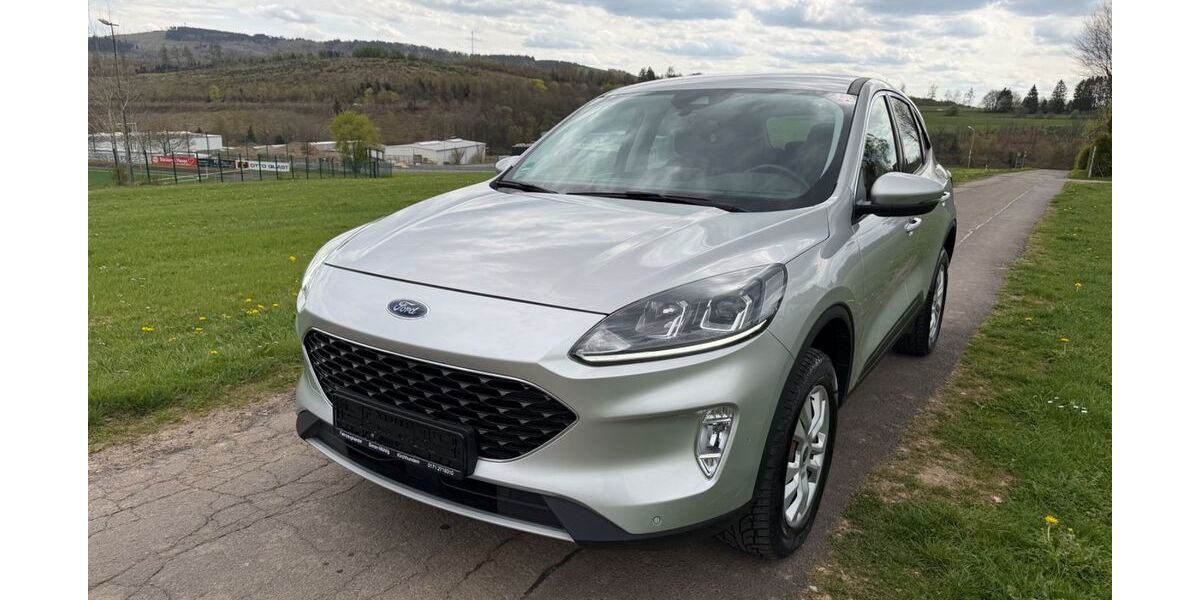 Ford Kuga 54.000 km 20.990 &euro; Kirchhundem 57399