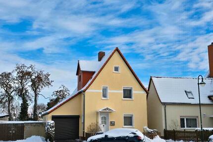 Haus Leuna - 3 Zimmer, 84 m&sup2;, 160.000&euro; | Angebot:24961861