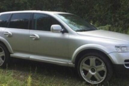 VW Touareg 204.000 km 8.900 &euro; eppstein 65817