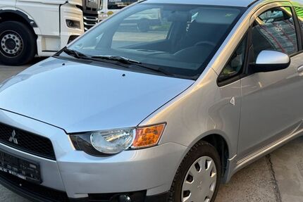 Mitsubishi Colt 180.000 km 3.590 &euro; Tröstau 95709