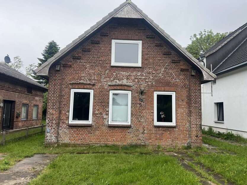 Haus zum Kaufen in Eddelak 95.000 € 104 m²