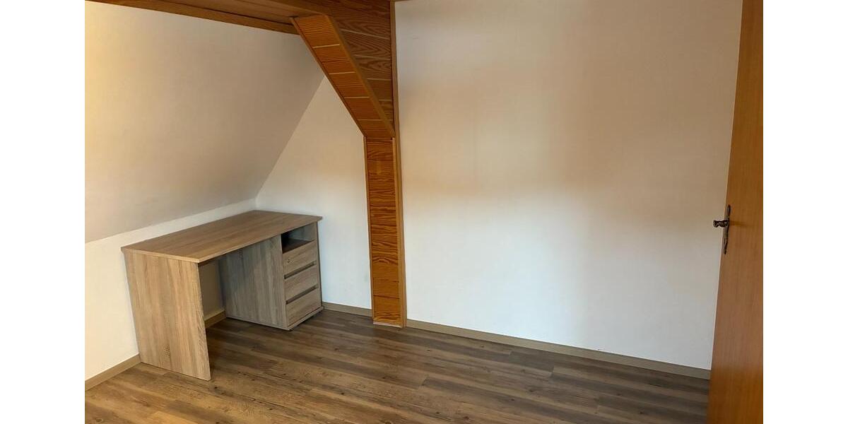 Etagenwohnung Frankenberg (Eder) - 4 Zimmer, 80 m&sup2;, 790&euro; | Angebot:25413953