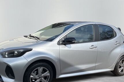 Mazda 2 Hybrid 1.606 km 24.990 &euro; Hamburg 22041