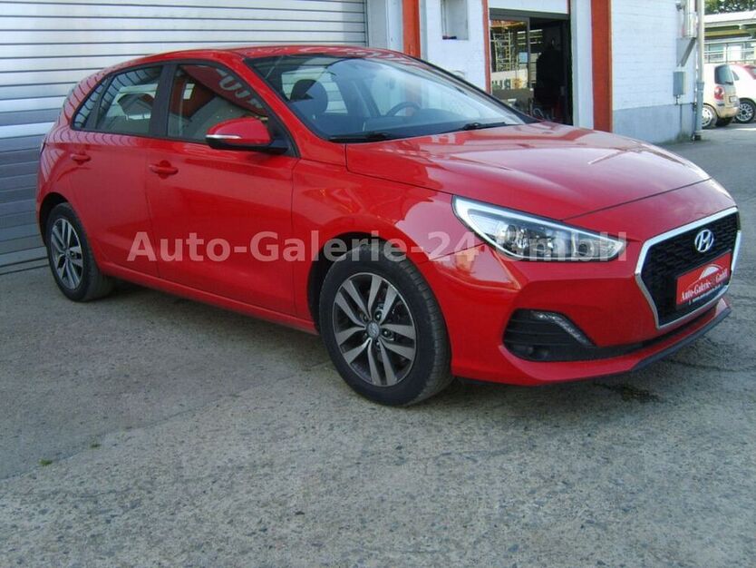 i30