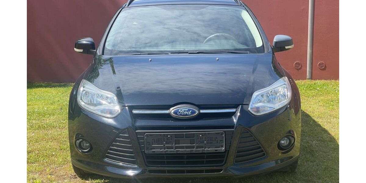 Ford Focus 175.000 km 4.190 &euro; Uetersen 25436