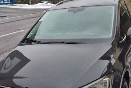 VW Touran 266.200 km 9.000 &euro; Waldbröl 51545