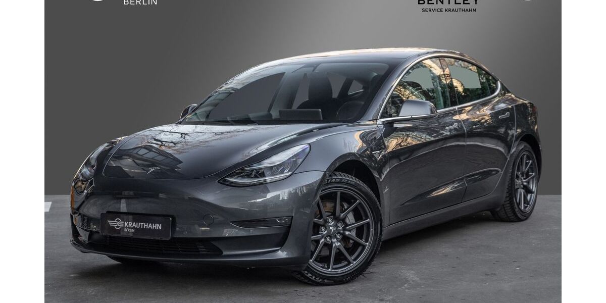 Tesla Model 3 35.300 km 24.490 &euro; Berlin 10709