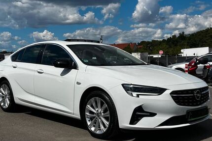 Opel Insignia 109.000 km 14.990 &euro; Mittenwalde 15749