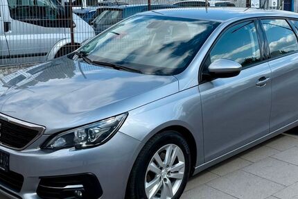 Peugeot 308 180.000 km 6.600 &euro; Hamburg 20097
