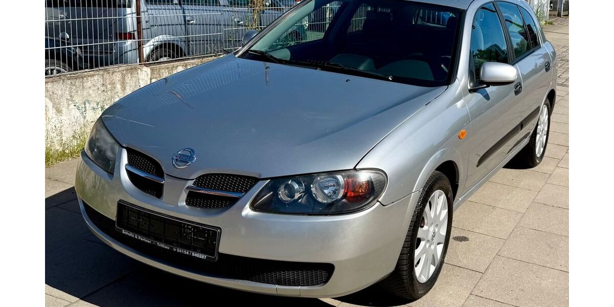 Nissan Almera 162.000 km 2.990 &euro; Hamburg 20097