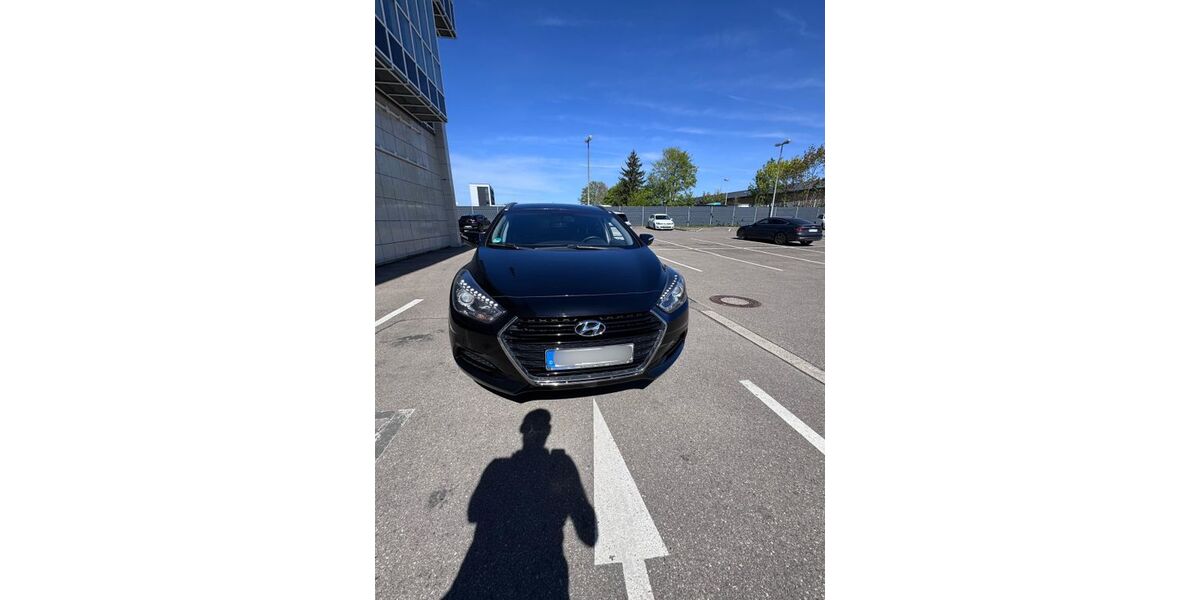 Hyundai i40 132.000 km 6.900 &euro; Neu-Ulm 89231