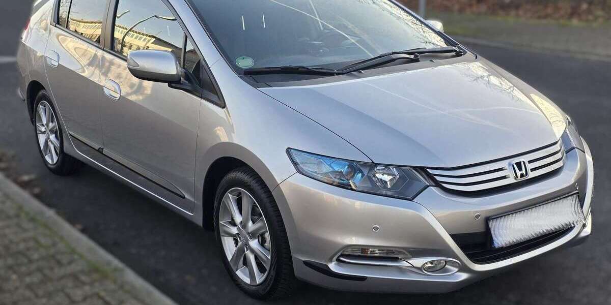 Honda Insight 55.353 km 13.900 &euro; Düsseldorf 40229