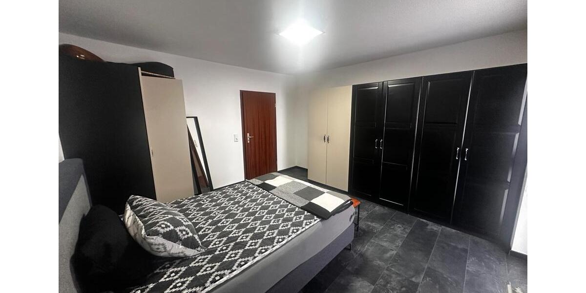 Etagenwohnung Schwieberdingen - 2.5 Zimmer, 73 m&sup2;, 1.200&euro; | Angebot:24675552