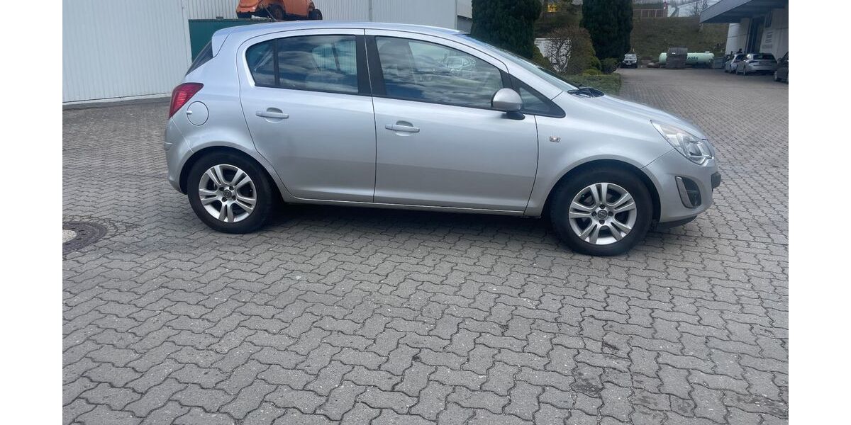 Opel Corsa 187.000 km 2.650 &euro; Kiel 24113