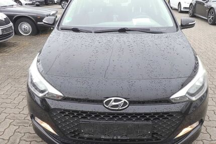 Hyundai i20 113.000 km 6.990 &euro; Kellinghusen 25548