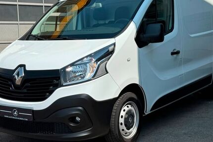 Renault Trafic 42.800 km 14.990 &euro; Willmering 93497