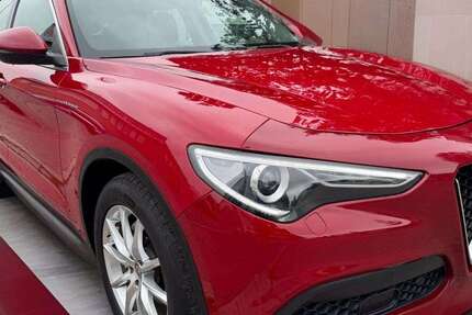 Alfa Romeo Stelvio 142.684 km 22.600 € Puchheim 82178