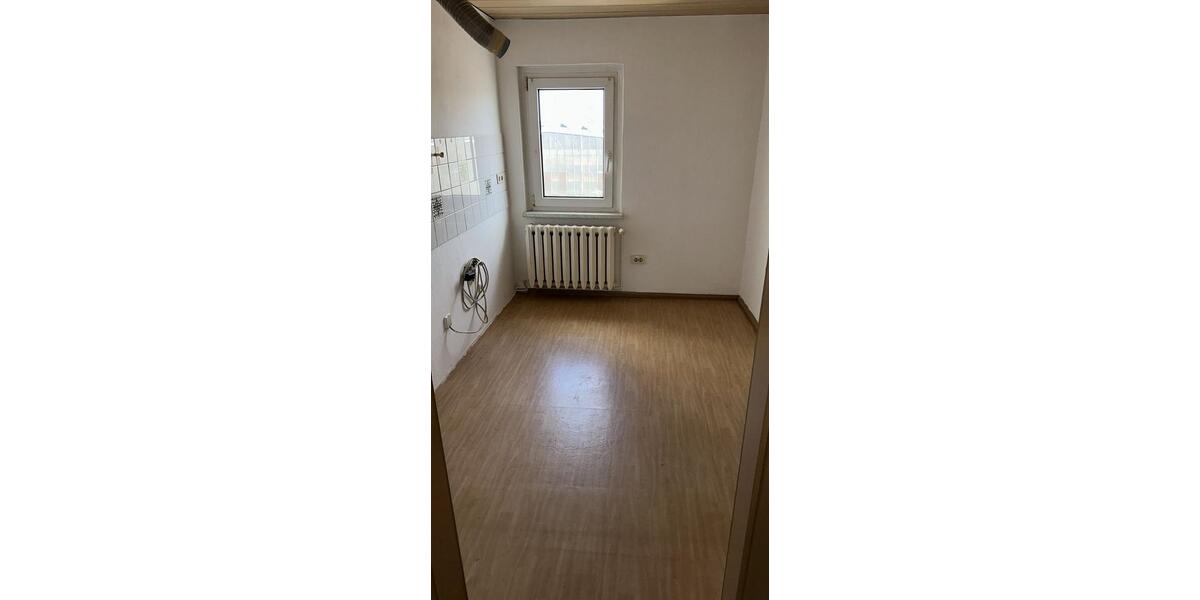 Erdgeschoßwohnung Dessau-Roßlau Brambach - 1 Zimmer, 52 m&sup2;, 300&euro; | Angebot:25959132