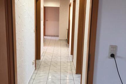 Wohnung Bretzfeld - 4 Zimmer, 81 m&sup2;, 810&euro; | Angebot:25823513