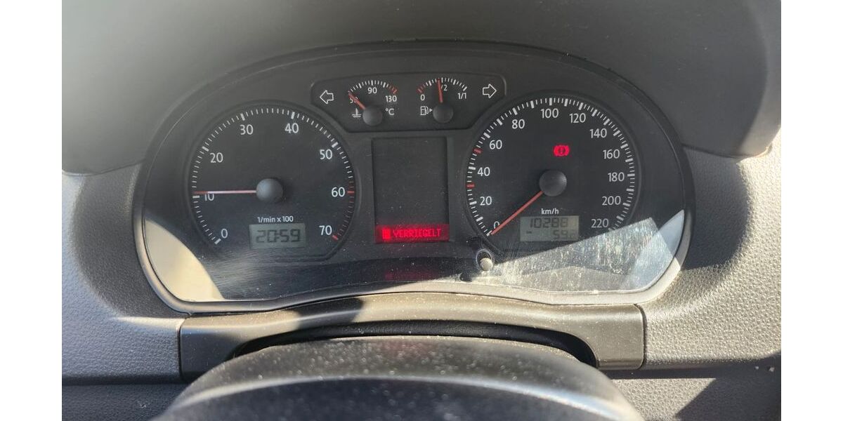 VW Polo 102.000 km 4.500 &euro; Stuttgart 70372