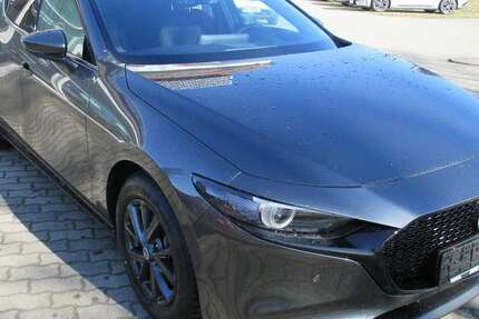 Mazda 3 1.115 km 27.290 &euro; Dresden 01139