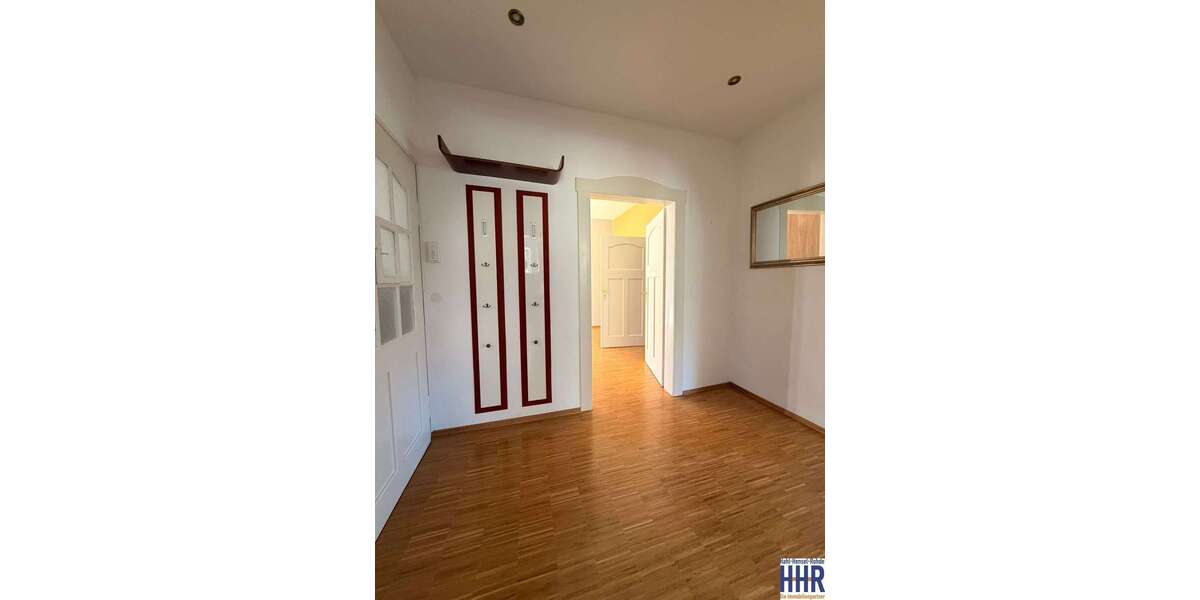 Etagenwohnung Lampertheim - 3 Zimmer, 88 m&sup2;, 1.100&euro; | Angebot:26447286