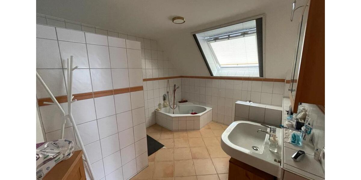 Maisonettenwohnung Schwalbach am Taunus - 5 Zimmer, 2.160&euro; | Angebot:23283899
