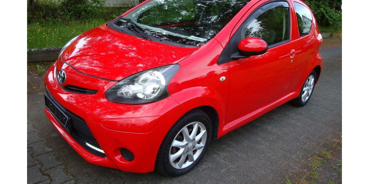 Toyota Aygo (X) 111.500 km 5.000 &euro; Lorsch 64653