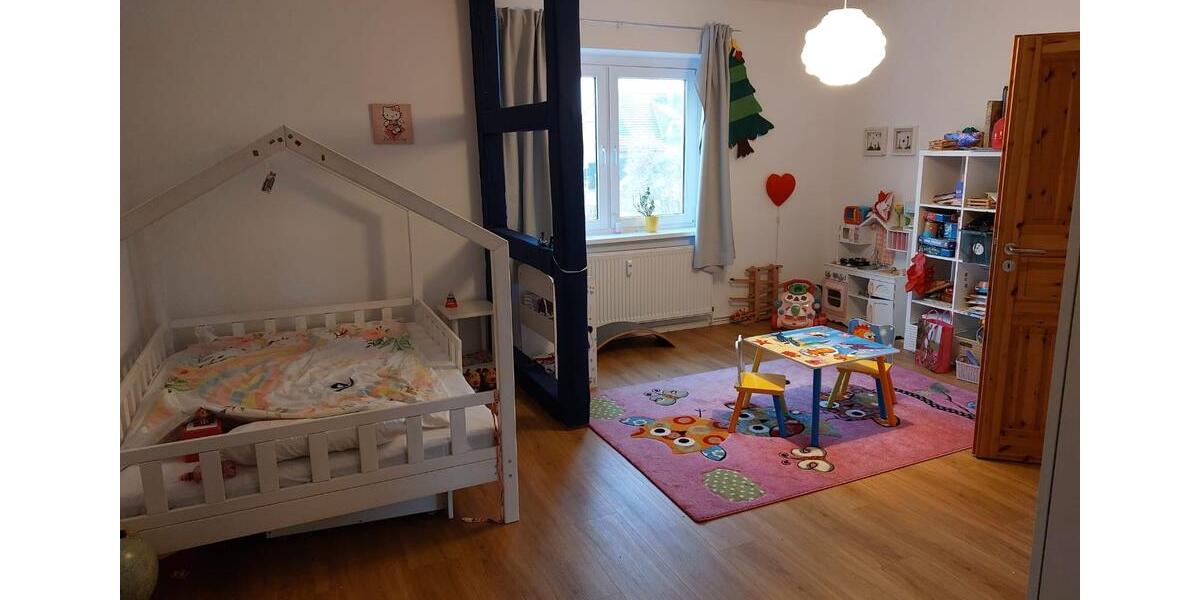 Erdgeschoßwohnung Broderstorf - 5 Zimmer, 184 m&sup2;, 1.950&euro; | Angebot:25310888