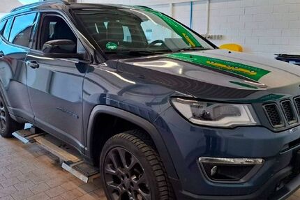Jeep Compass 48.880 km 23.499 € Zerbst / Anhalt 39261