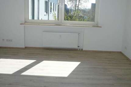 Wohnung Heiligenhaus - 1 Zimmer, 40 m&sup2;, 325&euro; | Angebot:27101005