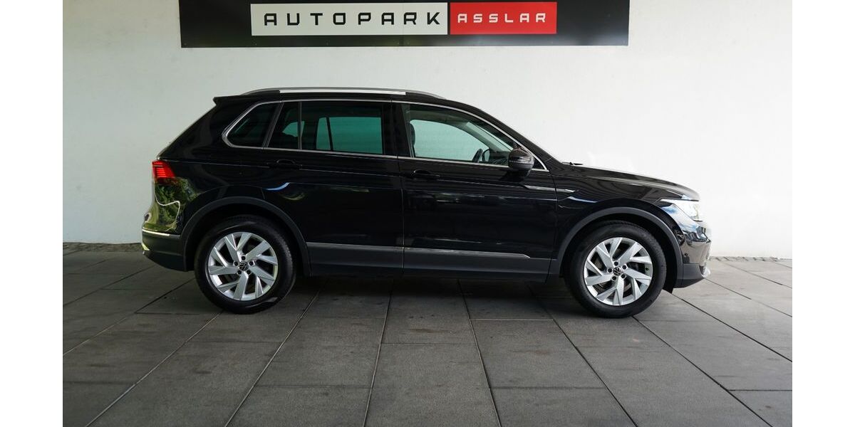 VW Tiguan 118.500 km 23.880 &euro; Asslar 35614