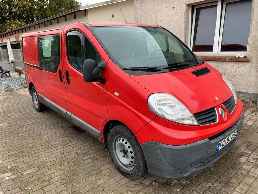 Renault Trafic 161.000 km 6.490 € Ebeleben 99713