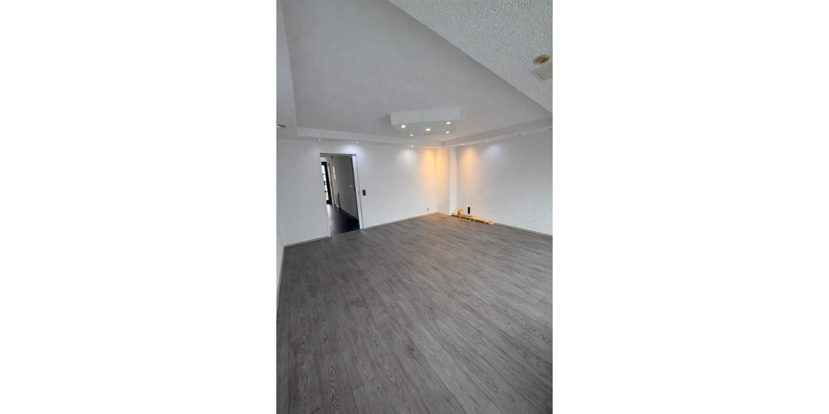 Reihenhaus Esslingen am Neckar Pliensauvorstadt - 4.5 Zimmer, 105 m&sup2;, 450.000&euro; | Angebot:24662491
