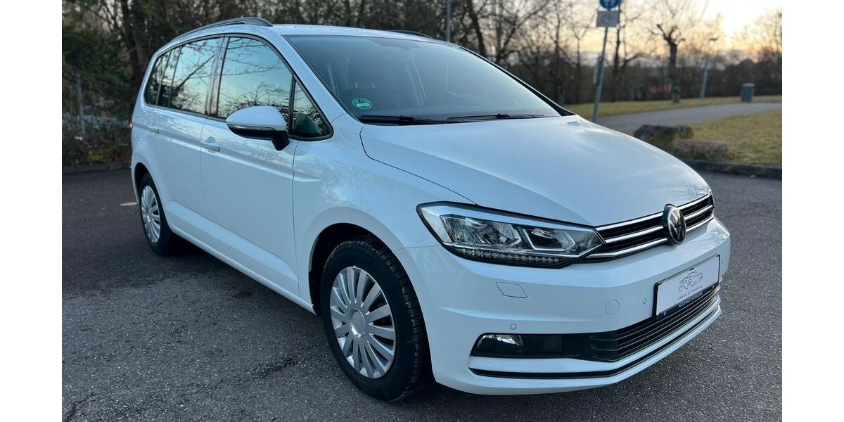 VW Touran 191.956 km 16.499 &euro; Stuttgart 70469