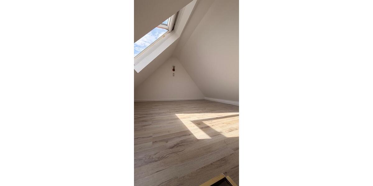 Dachgeschoßwohnung Langen (Hessen) - 3 Zimmer, 64 m&sup2;, 940&euro; | Angebot:26023228