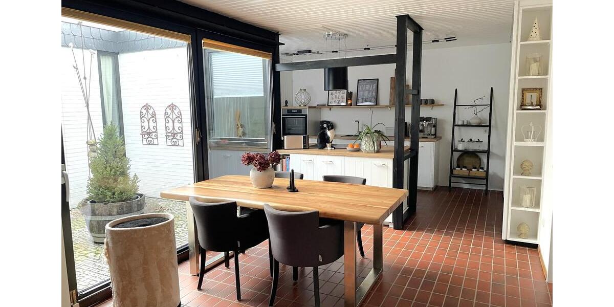 Reihenhaus Westerstede - 4 Zimmer, 132 m&sup2;, 1.300&euro; | Angebot:24727414