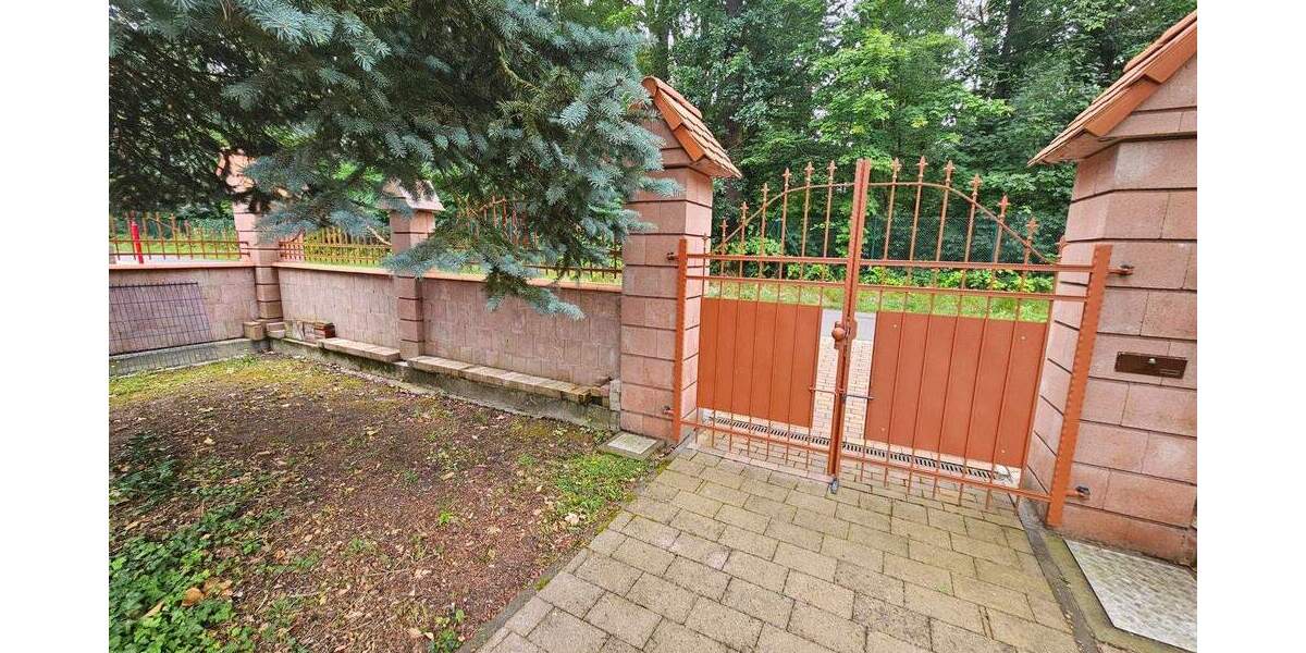 Einfamilienhaus Großpösna - 8 Zimmer, 217 m&sup2;, 2.520&euro; | Angebot:22434763