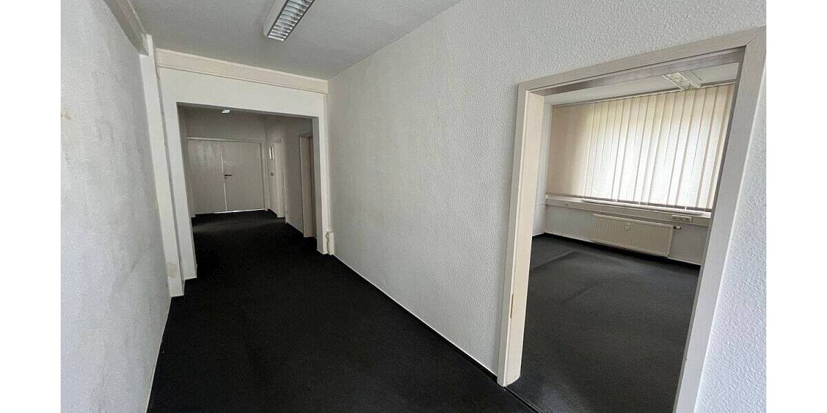Gewerbeobjekt Zwickau Weißenborn - 1 Zimmer, 300 m&sup2;, 535.000&euro; | Angebot:25682248