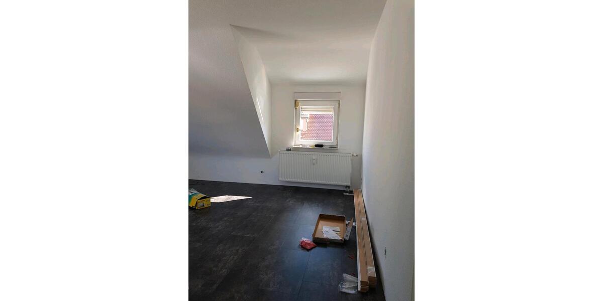 Dachgeschoßwohnung Stuttgart Neuwirtshaus - 3 Zimmer, 56 m&sup2;, 1.050&euro; | Angebot:24886418