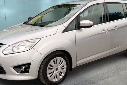 Ford Grand C-Max 180.000 km 4.999 &euro; München 81243