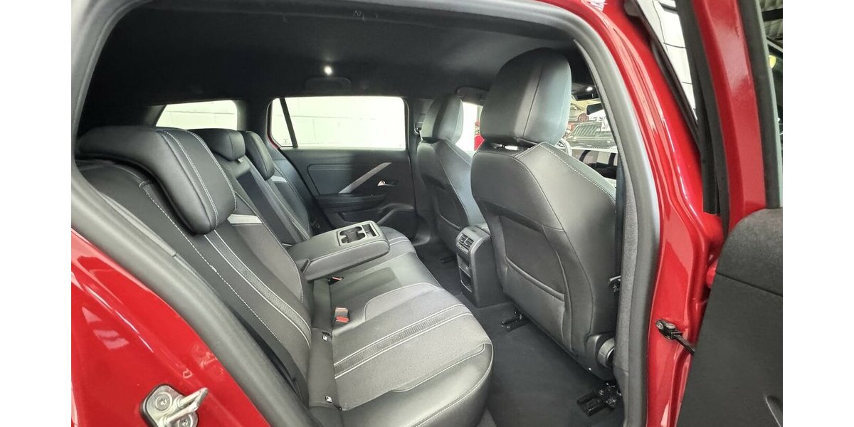 Opel Astra GS 130 1.2 Turbo AT8 Navi FULL LED 26.200 km 21.480 &euro; Lich 35423