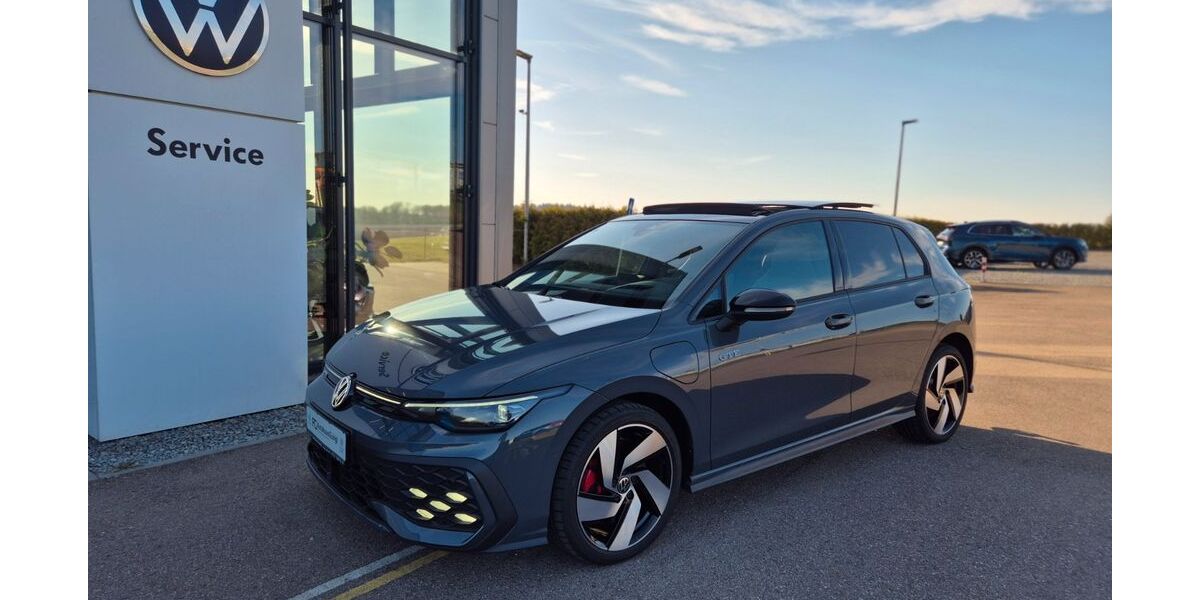 VW Golf 1.950 km 42.390 &euro; Böhmenkirch 89558