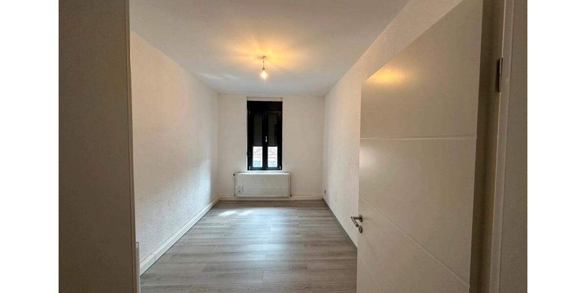 Mehrfamilienhaus, Wohnhaus Völklingen - 15 Zimmer, 100 m&sup2;, 275.000&euro; | Angebot:27135165