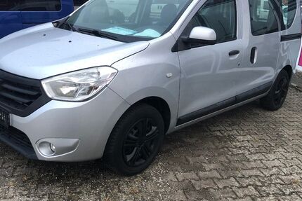 Dacia Dokker 172.000 km 3.650 &euro; Neubrandenburg 17034