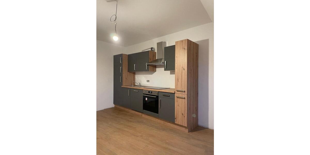 Etagenwohnung Bexbach - 4 Zimmer, 130 m&sup2;, 950&euro; | Angebot:25299422