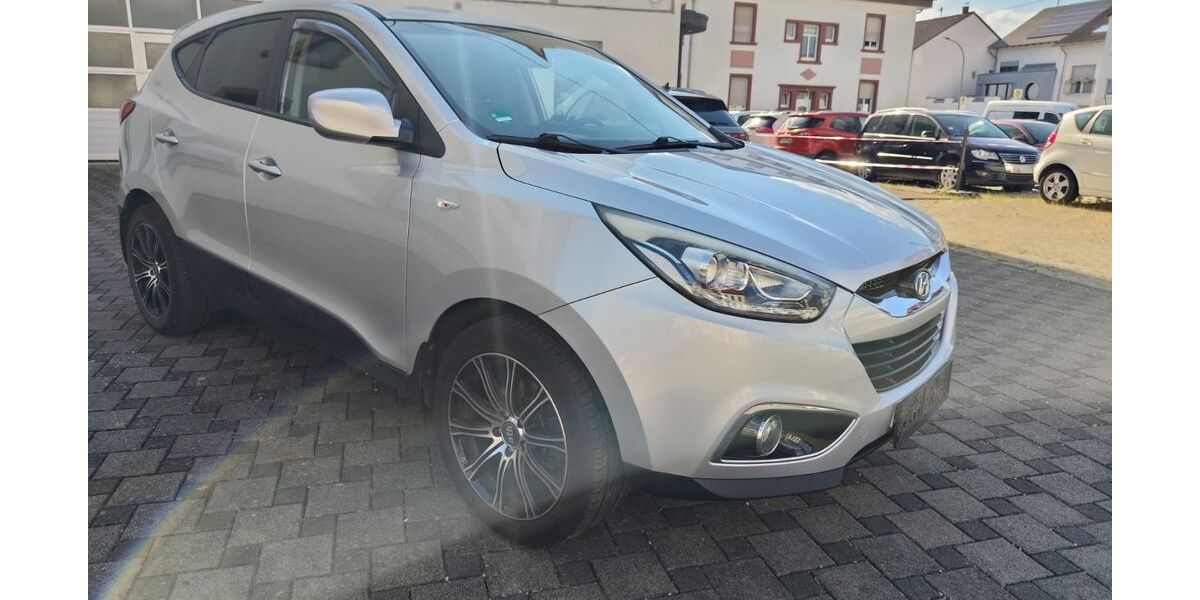 Hyundai ix35 236.000 km 5.400 &euro; Saarlouis 66740