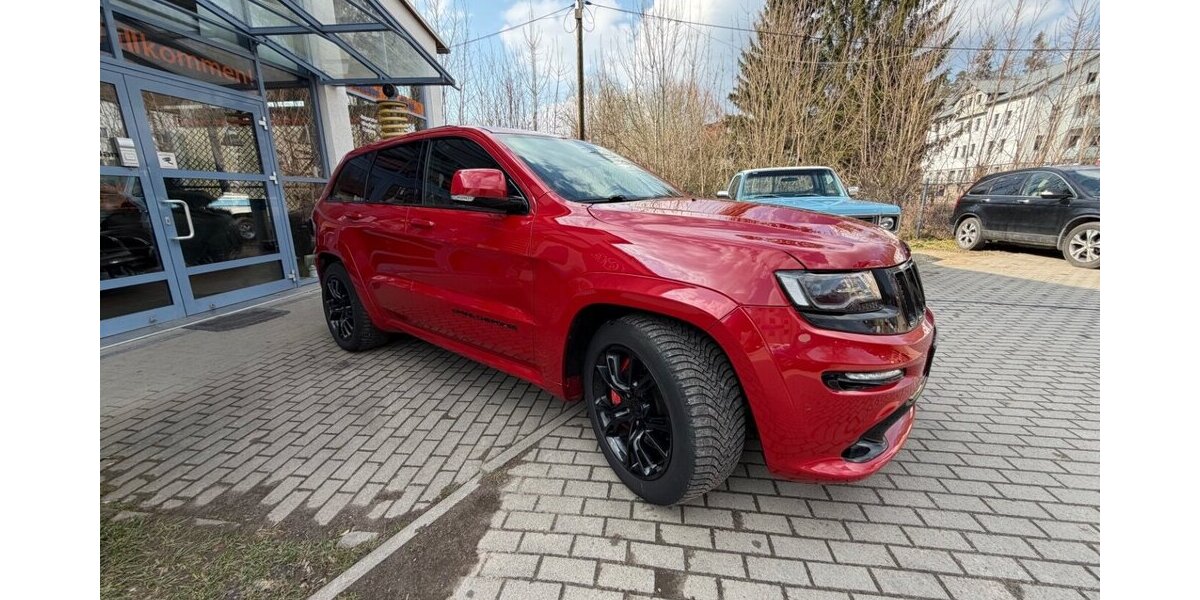 Jeep Grand Cherokee SRT 6,4 HEMI VOLLAUSSTATTUNG GRAIL 86.000 km 28.999 &euro; Rudolstadt 07407
