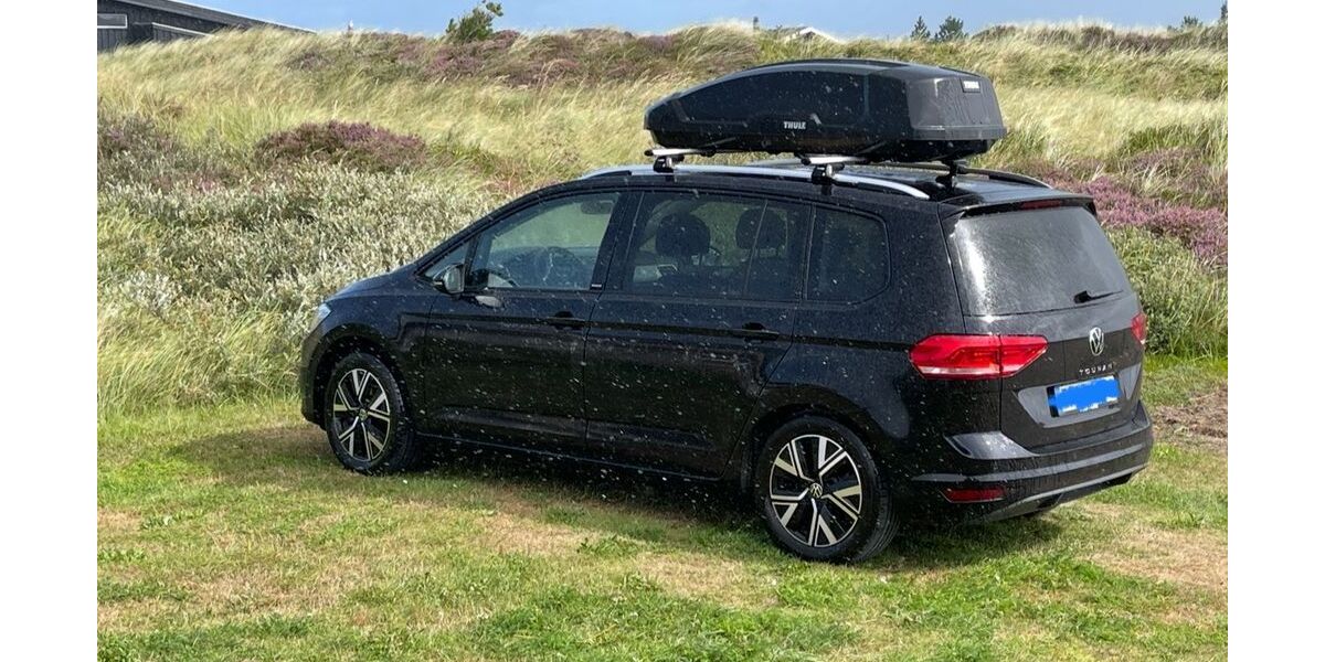 VW Touran 12.500 km 32.400 &euro; Berlin 10405