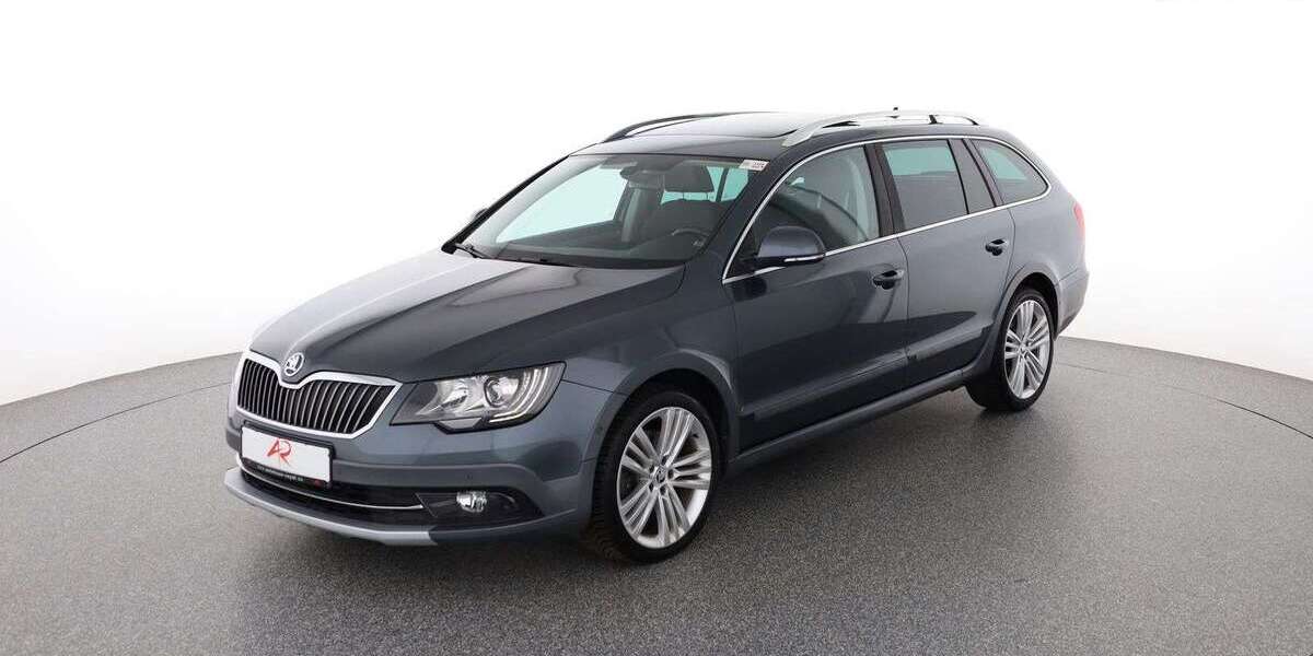 Skoda Superb 98.859 km 14.880 &euro; Berlin 12103